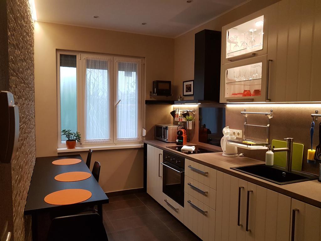 Apartmán Mgtels - With Private Parking